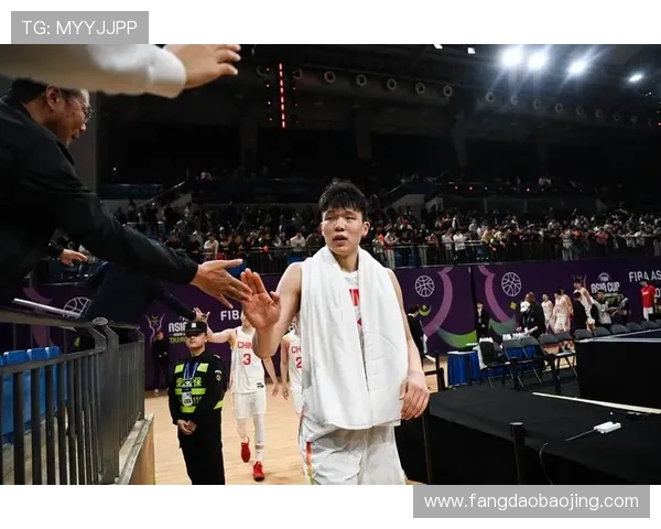 耐心等待杨瀚森成长 记得我新秀赛季的经历